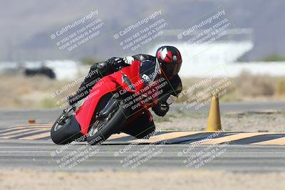 media/Oct-02-2025-Racers Edge (Thu) [[2c91cb6ab3]]/2-A Group/Session 3-Turn 4 Part 2 (1145am)/